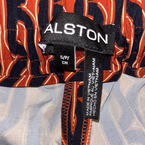 Stylish Black and Orange monogram Patterned women Pants - Picture 5 of 17